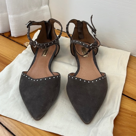 Halogen grey suede ballet flat. Size 9. - Picture 2 of 8